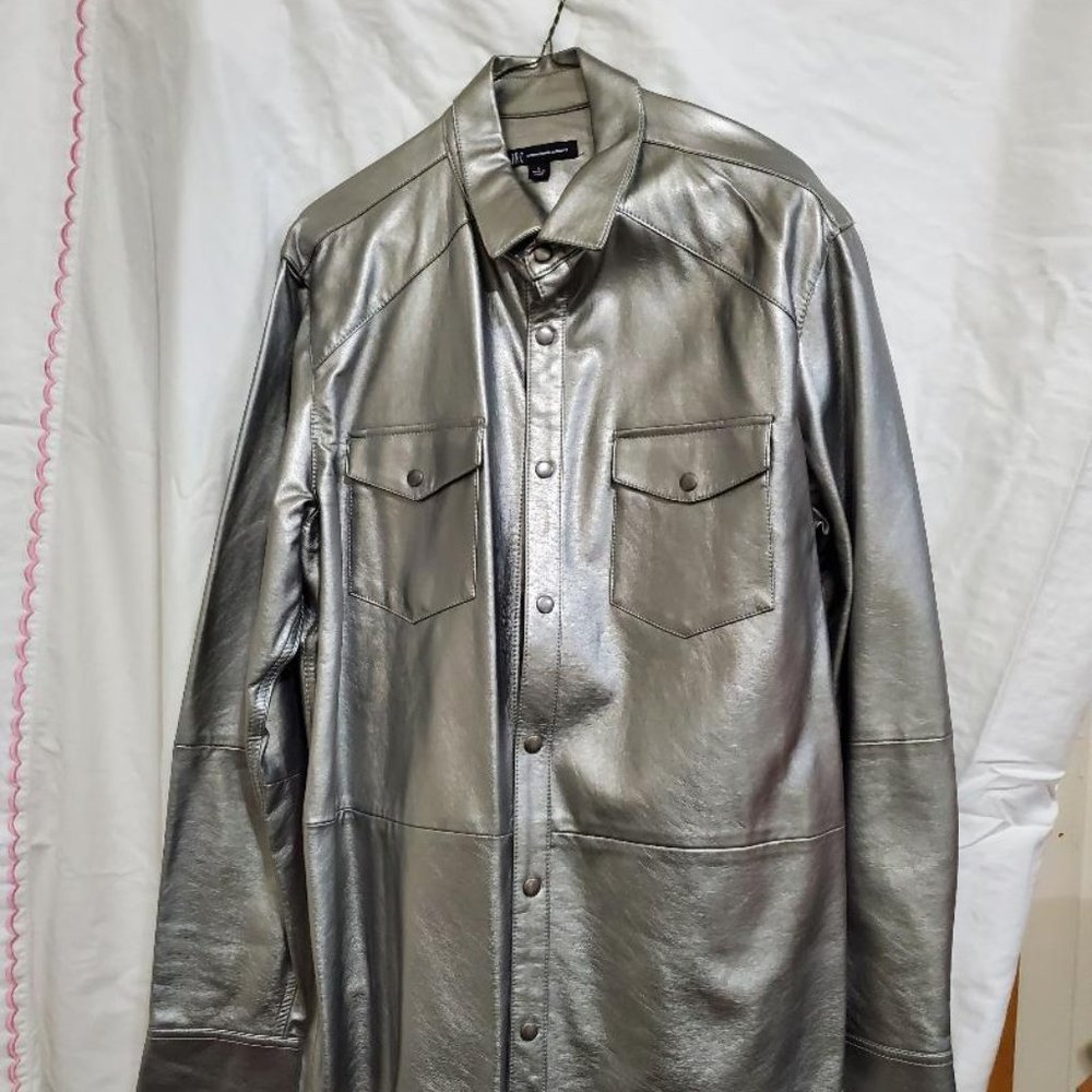 silver shirt